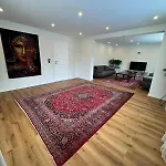 Vacation With Natural Swimming Pool And Garden For Up To 12 Guests Daire Odelzhausen