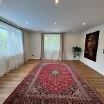 Daire Vacation With Natural Swimming Pool And Garden For Up To 12 Guests