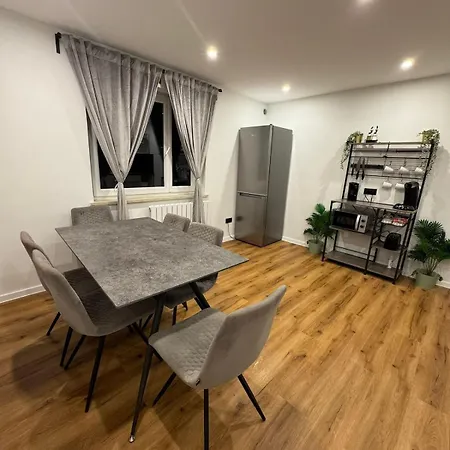 Apartman Vacation With Natural Swimming Pool And Garden For Up To 12 Guests Odelzhausen